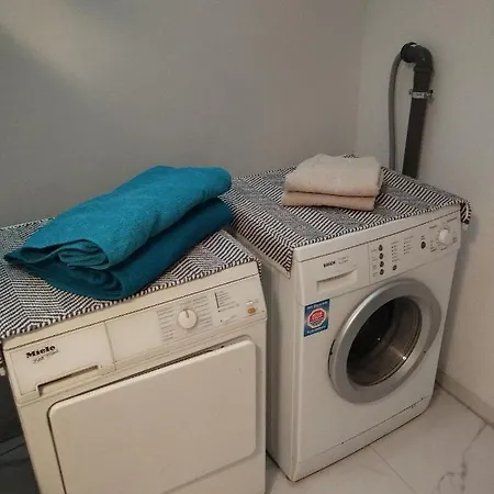 Гостевой дом Durchreisestop Mit Am Aussergewoehnlichen Spitzboden Mit Autobetten Und Bad ,kueche Im Souterain 3*